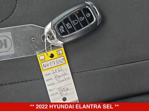 Used 2022 Hyundai Elantra SEL FWD image 32
