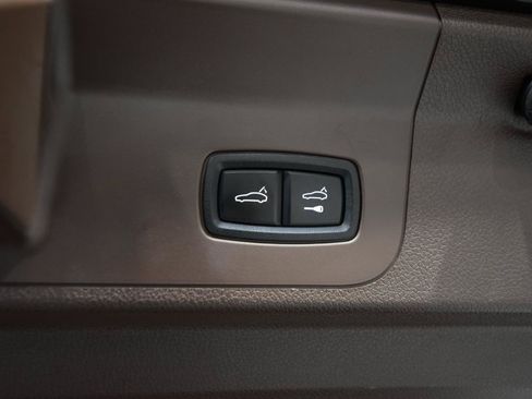 Used 2018 Porsche Panamera 4S AWD/4WD image 59