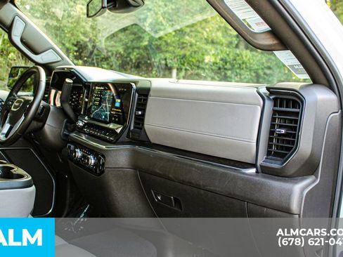 Used 2025 GMC Sierra 1500 SLT RWD image 22