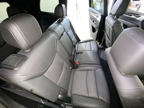Used 2024 Cadillac XT6 Premium Luxury w/ LPO, Floor Liner Package FWD image 11