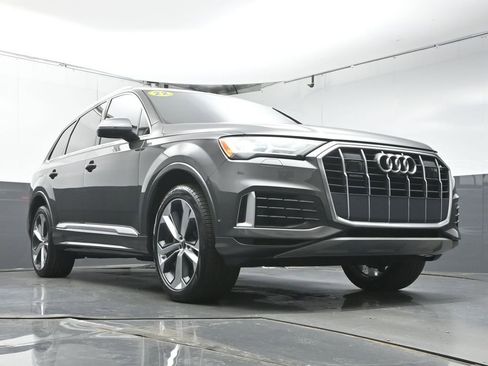 Used 2022 Audi Q7 3.0T Premium Plus w/ Premium Plus Package AWD/4WD image 34