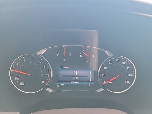Used 2023 GMC Acadia SLE w/ Driver Convenience Package FWD image 33