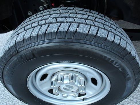Used 2021 Ford F250 XL w/ Power Equipment Group AWD/4WD image 9