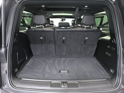 Used 2022 Jeep Wagoneer Series III w/ Premium Group I AWD/4WD image 51
