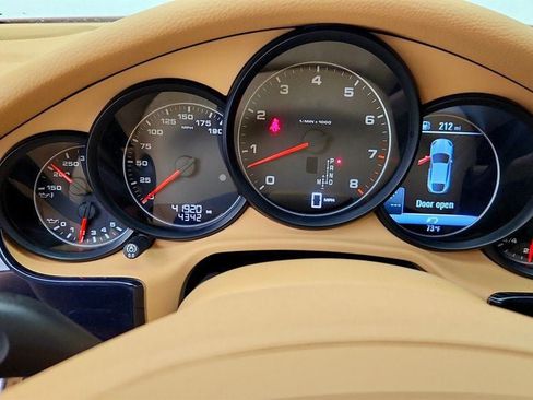 Used 2016 Porsche Panamera 4 Edition AWD/4WD image 15