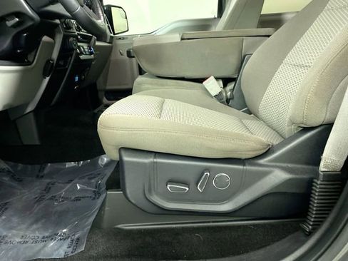 Used 2018 Ford F150 XLT w/ Equipment Group 302A Luxury image 21