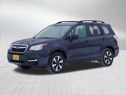 Used 2018 Subaru Forester 2.5i Premium w/ All-Weather Package image 7