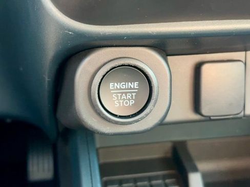 Used 2025 Ford Maverick Tremor AWD/4WD image 23