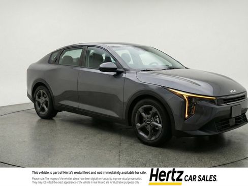 Used 2025 Kia K4 FWD image 1