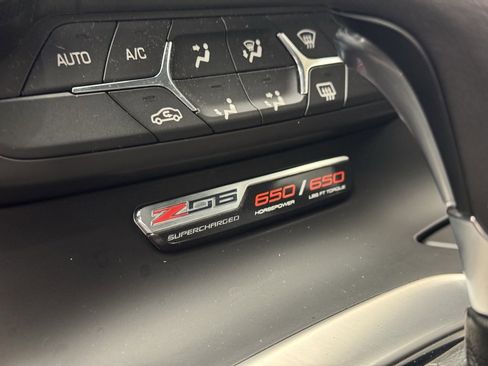Used 2019 Chevrolet Corvette Z06 w/ Battery Protection Package image 20