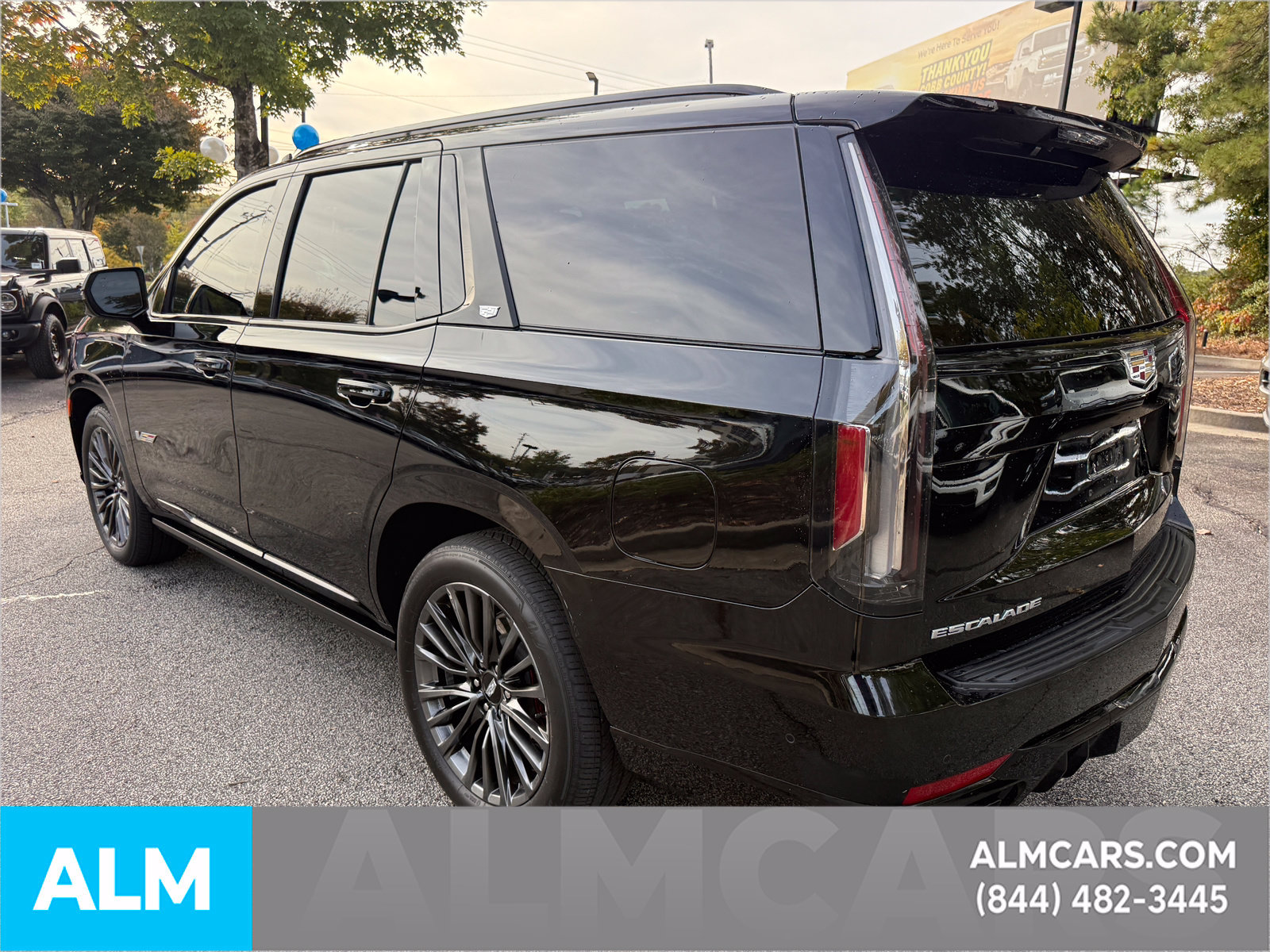 Used 2023 Cadillac Escalade V AWD/4WD image 15