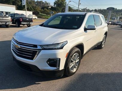 Used 2023 Chevrolet Traverse LT
