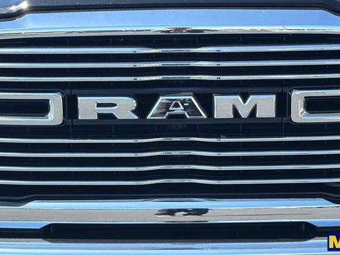 Used 2022 RAM 2500 Laramie AWD/4WD image 39
