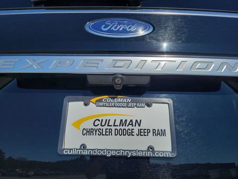 Used 2018 Ford Expedition Platinum image 37