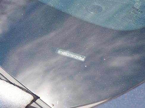 Used 2022 Nissan Sentra SV w/ Trunk Package image 3