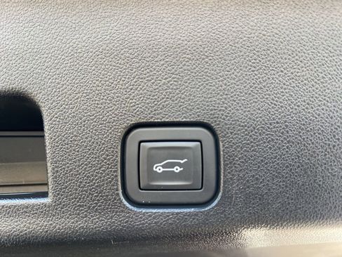 Used 2024 Chevrolet Traverse RS w/ LPO, Floor Liner Package image 8