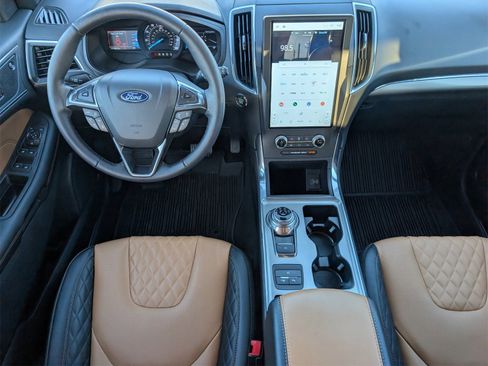 Used 2024 Ford Edge Titanium w/ Titanium Elite Package image 6