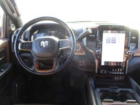 Used 2023 RAM 2500 Limited image 10