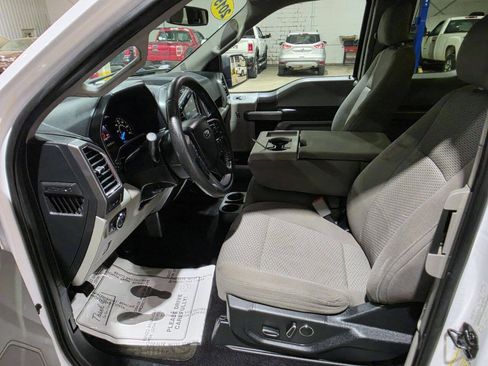 Used 2015 Ford F150 XLT w/ Equipment Group 302A Luxury AWD/4WD image 28