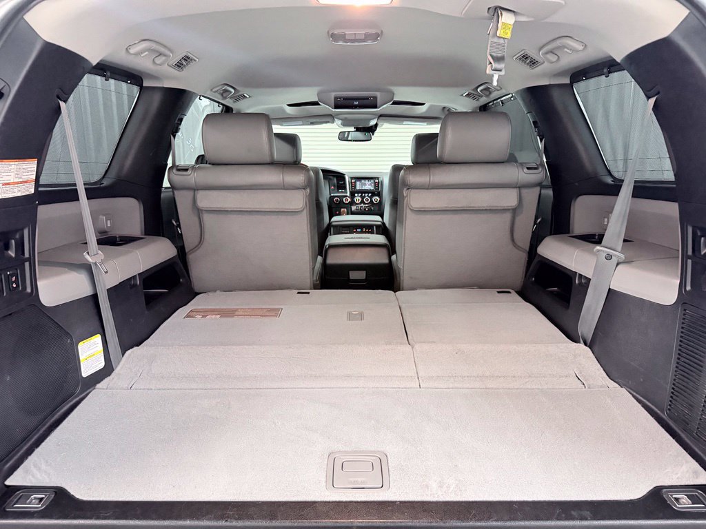Used 2018 Toyota Sequoia Platinum AWD/4WD image 37