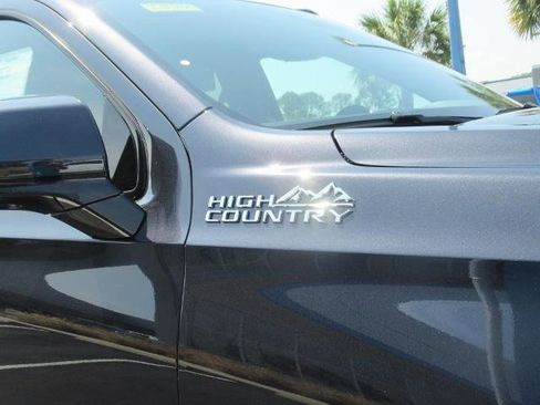 New 2025 Chevrolet Tahoe High Country image 8