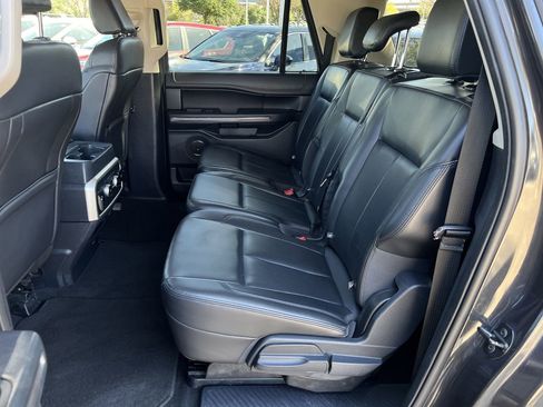 Used 2024 Ford Expedition Max XLT image 26