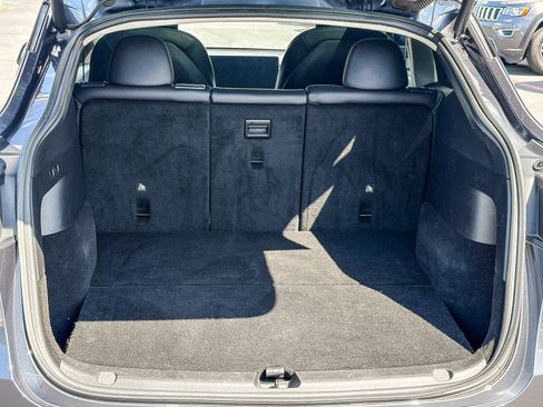 Used 2022 Tesla Model Y Performance AWD/4WD image 24