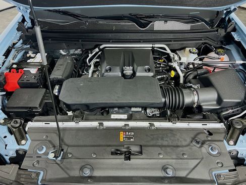 New 2025 Chevrolet Colorado Z71 w/ Z71 Convenience Package 2 AWD/4WD image 29