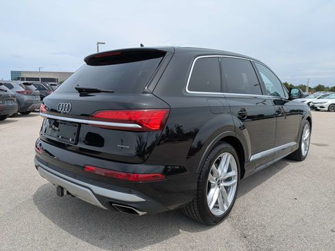 Used 2025 Audi Q7 3.0T Premium Plus AWD/4WD image 5