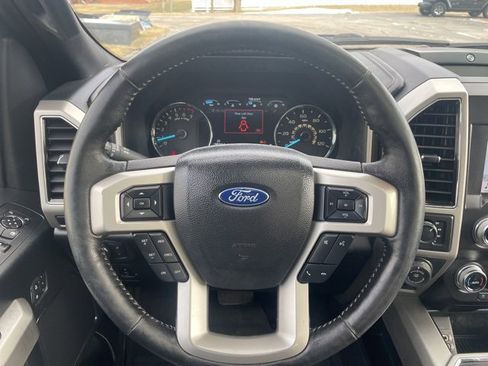 Used 2019 Ford F150 Lariat w/ Equipment Group 502A Luxury image 22