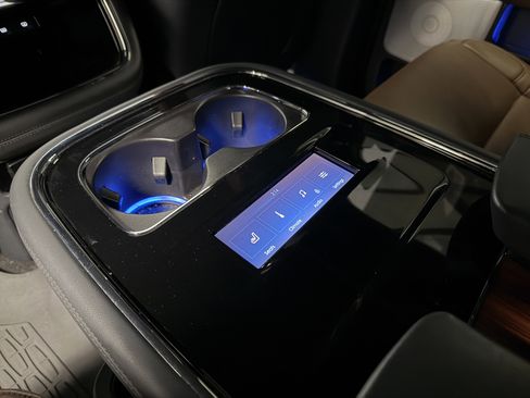 Used 2024 Lincoln Navigator Reserve image 29