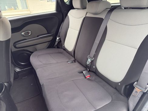 Used 2015 Kia Soul image 22