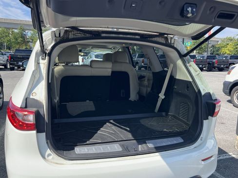 Used 2015 INFINITI QX60 Luxe w/ Premium Package AWD/4WD image 22
