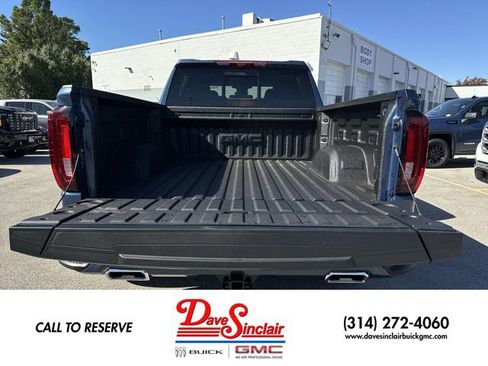 New 2026 GMC Sierra 1500 Denali w/ Technology Package AWD/4WD image 23