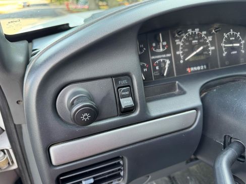 Used 1993 Ford F250 4x4 SuperCab image 26
