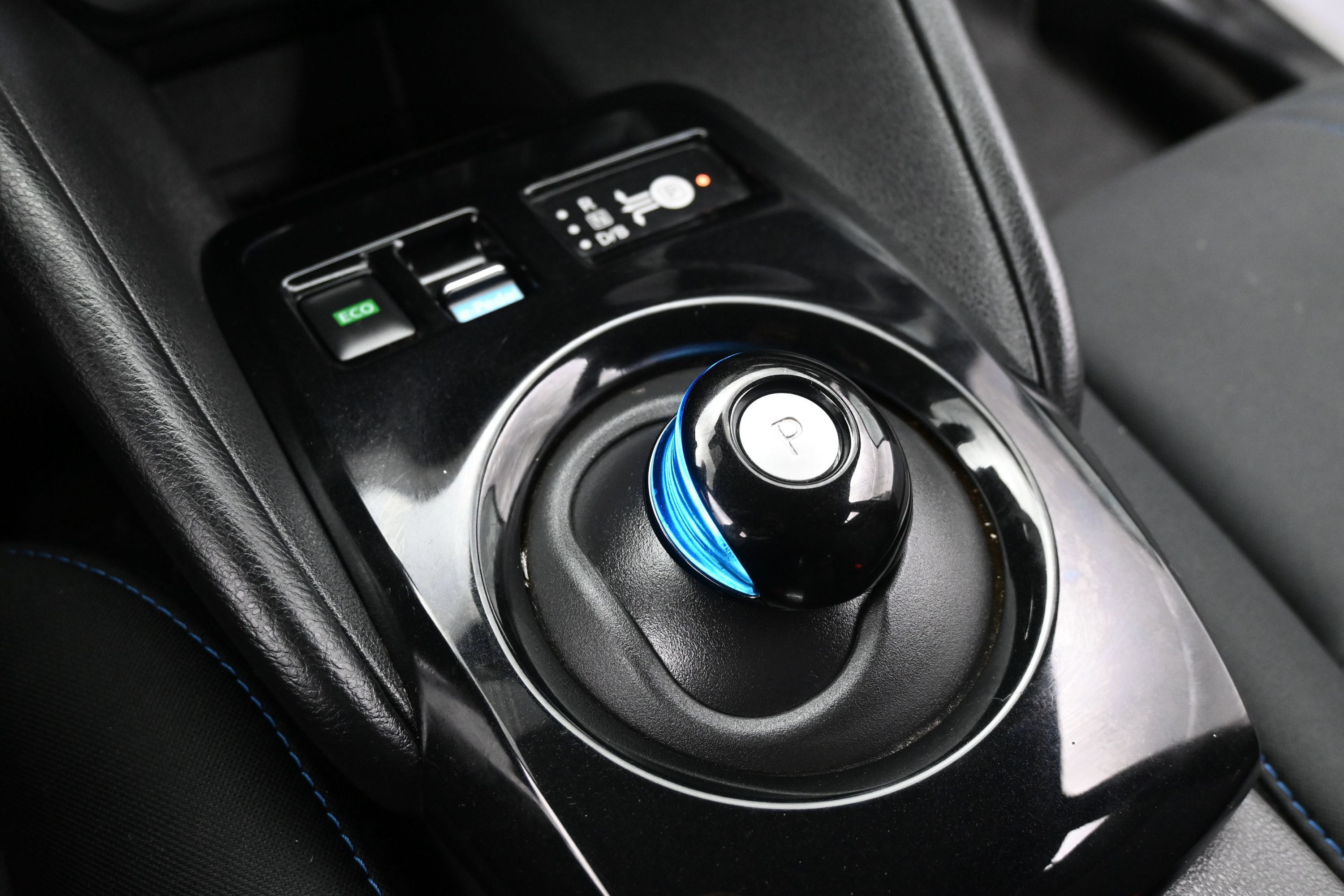 Used 2025 Nissan Leaf SV Plus FWD image 18