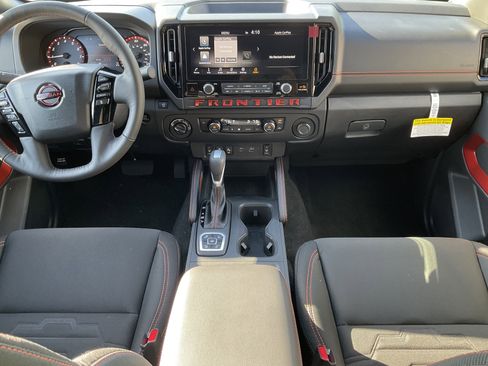 Used 2026 Nissan Frontier PRO-4X w/ Tow Package AWD/4WD image 23