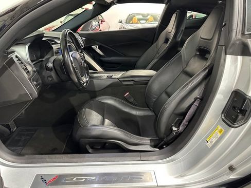 Used 2017 Chevrolet Corvette Grand Sport w/ Carbon Flash Badge Package RWD image 8