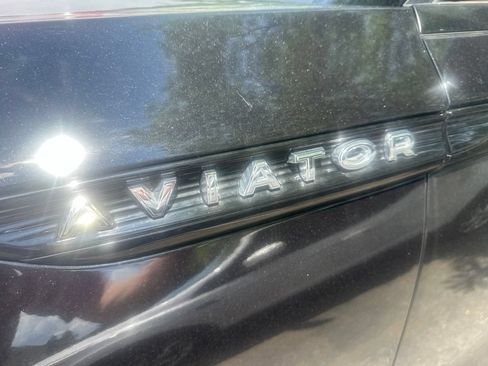 Used 2025 Lincoln Aviator Reserve w/ Jet Appearance Package AWD/4WD image 12
