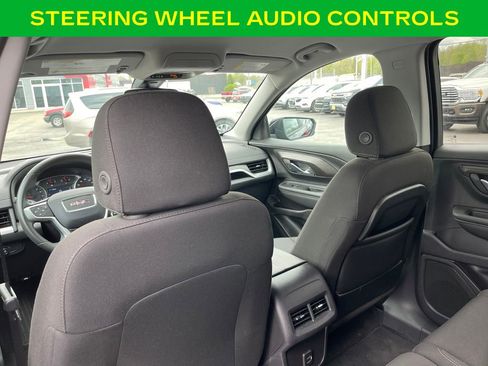 Used 2024 GMC Terrain SLE w/ Driver Convenience Package FWD image 16