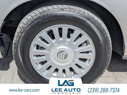 Used 2008 Mercury Grand Marquis GS RWD image 9