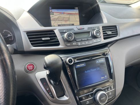 Used 2015 Honda Odyssey Touring Elite image 13