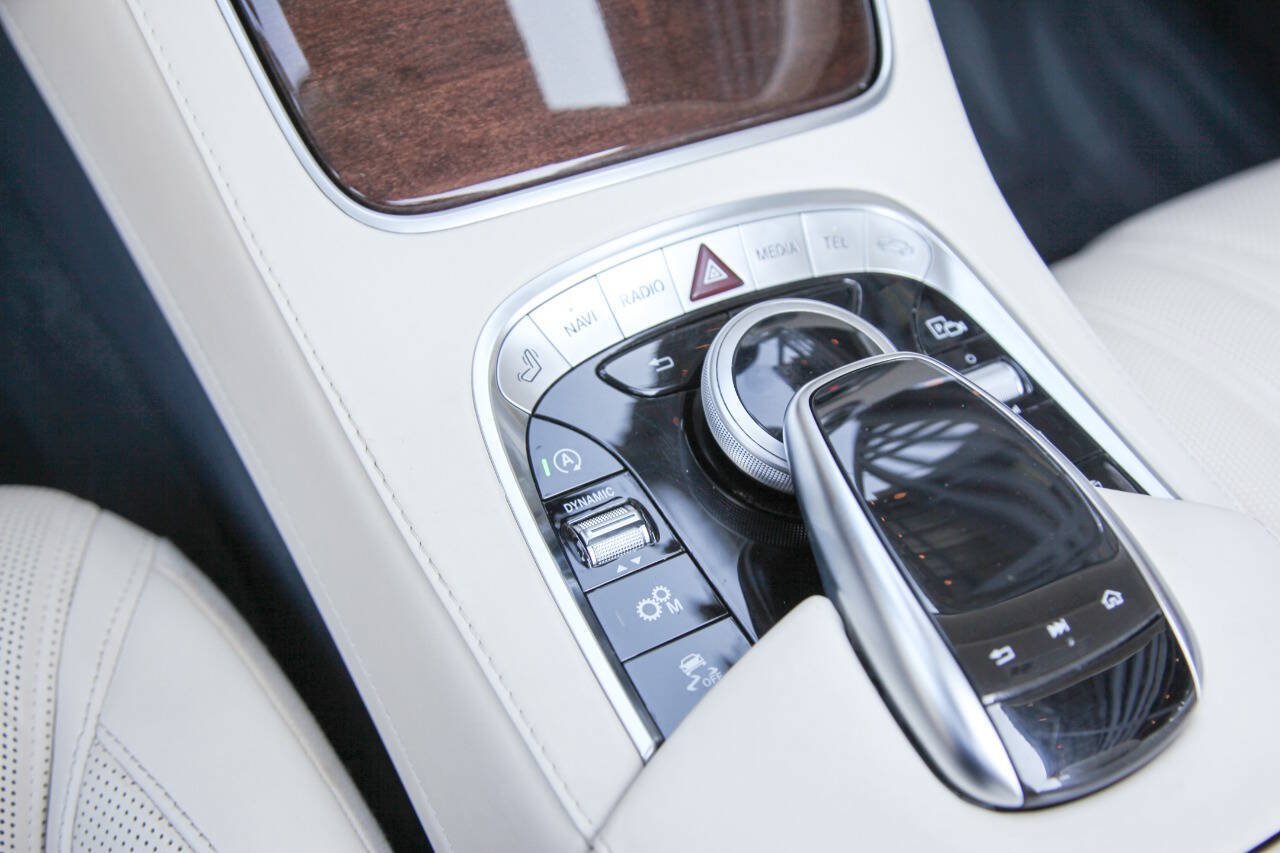 Used 2019 Mercedes-Benz S 63 AMG 4MATIC Cabriolet image 40