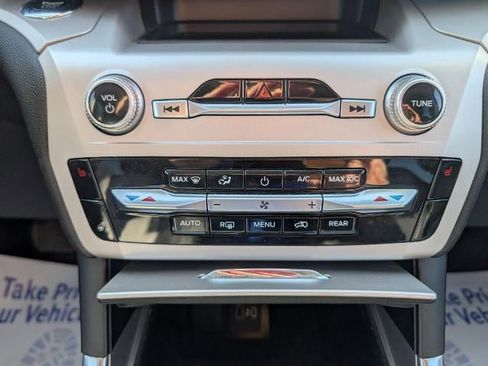 Used 2023 Ford Explorer XLT w/ Equipment Group 202A image 17