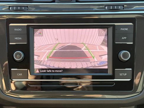 Used 2019 Volkswagen Tiguan S w/ Driver Assistance Package image 17