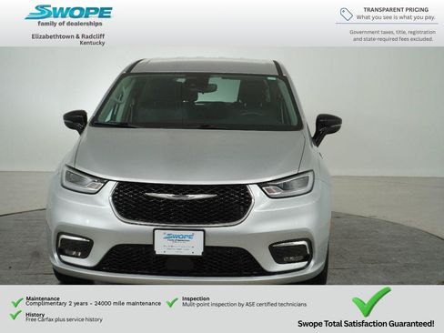 Used 2024 Chrysler Pacifica Limited FWD image 12