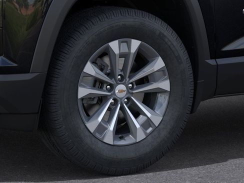 New 2026 Chevrolet Equinox LT w/ Convenience Package II AWD/4WD image 9