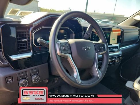 Used 2026 Chevrolet Silverado 1500 RST AWD/4WD image 19
