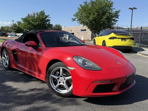 Used 2018 Porsche 718 Boxster RWD image 1