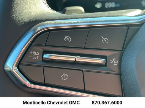 New 2026 Chevrolet Equinox LT w/ LPO, Floor Liner Package image 14